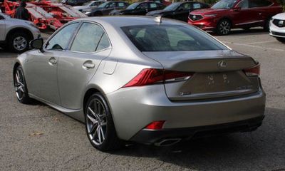 2019 Lexus IS 300