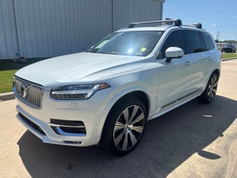2021 Volvo XC90 — a typically priced live listing