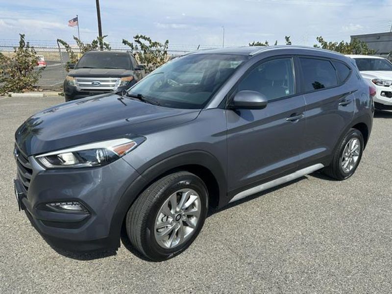 2018 Hyundai Tucson — a typically priced live listing