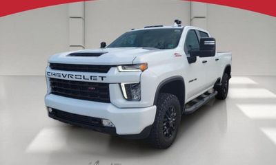 2023 Chevrolet Silverado HD LTZ