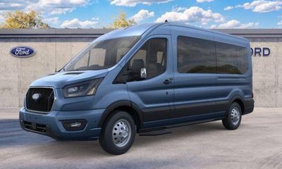 2026 Ford Transit Medium Roof