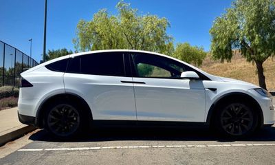 2022 Tesla Model X