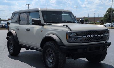 2025 Ford Bronco Badlands