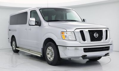 2017 Nissan NV SL V8