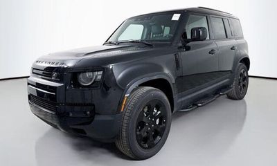 2026 Land Rover Defender 110 S