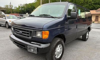 2005 Ford E-350 E 350