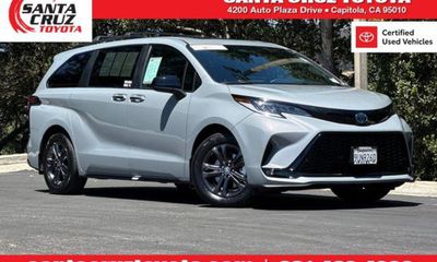 2025 Toyota Sienna XSE