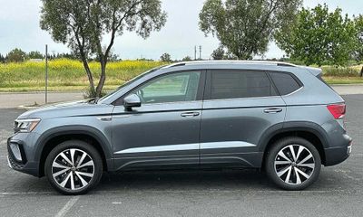 2023 Volkswagen Taos SE