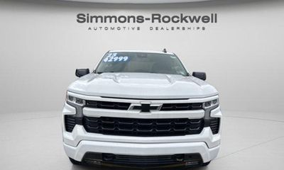 2023 Chevrolet Silverado RST