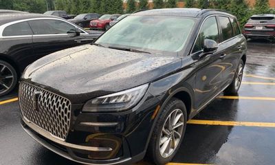 2025 Lincoln Corsair Premiere