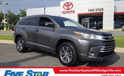 2019 Toyota Highlander LE
