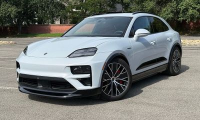 2025 Porsche Macan