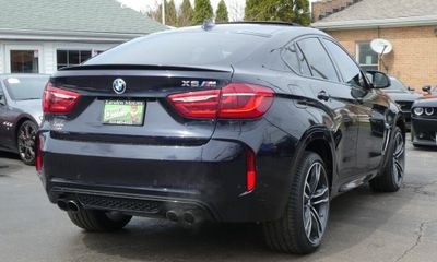 2016 BMW X6 M