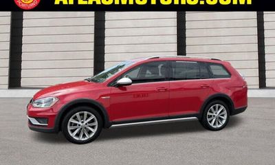 2017 Volkswagen Golf Alltrack S SE