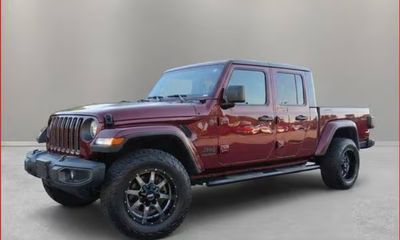 2021 Jeep Gladiator Sport
