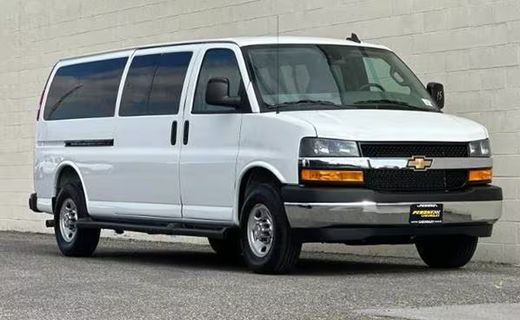 2025 Chevrolet Express LT EXT
