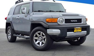 2014 Toyota FJ Cruiser SR