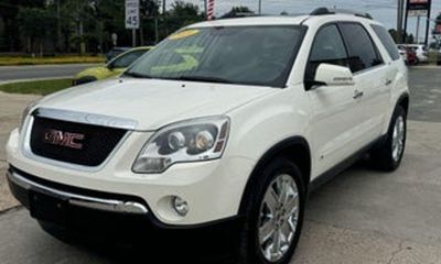 2010 GMC Acadia SLT 2