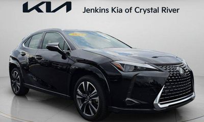 2023 Lexus UX 250H Premium