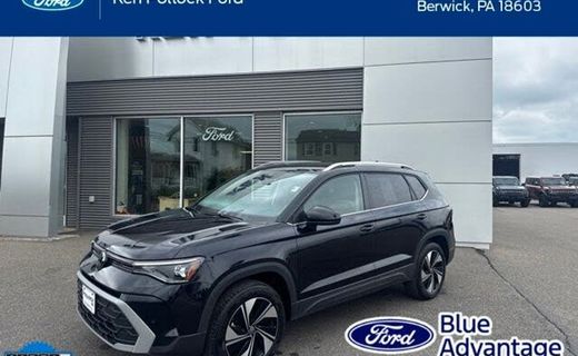 2025 Volkswagen Taos 4MOTION SE