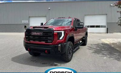 2024 GMC Sierra HD AT4X