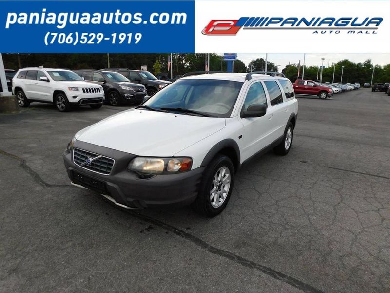 2004 Volvo XC70 — a typically priced live listing