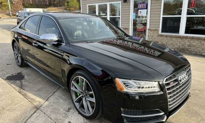 2016 Audi S8 Quattro Plus