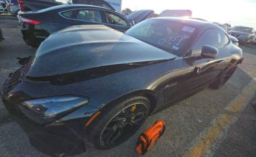 2025 Mercedes-Benz AMG GT GT63
