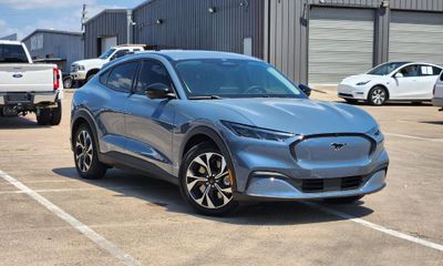 2024 Ford Mustang Mach-E Select