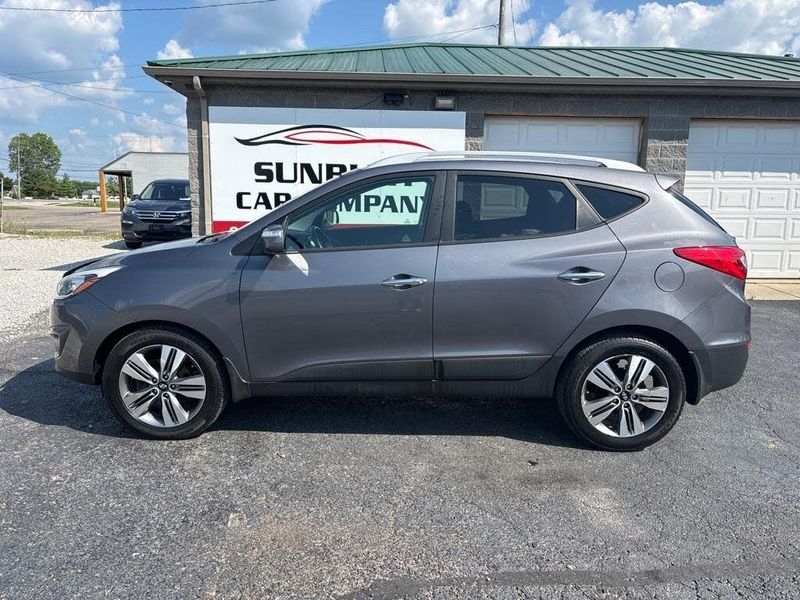 2014 Hyundai Tucson — a typically priced live listing