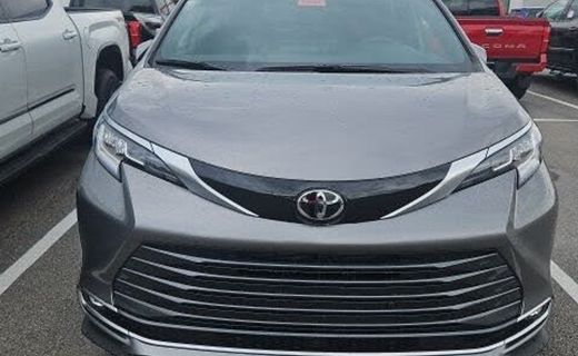 2026 Toyota Sienna Limited