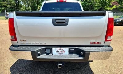 2011 GMC Sierra SLE