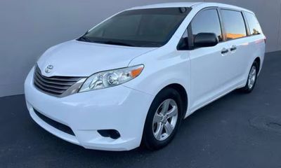 2016 Toyota Sienna L 7 Passenger