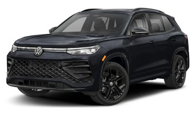 2026 Volkswagen Tiguan 4MOTION SE Black