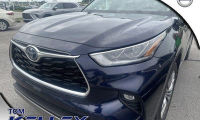 2022 Toyota Highlander Platinum