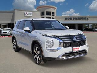 2026 Mitsubishi Outlander