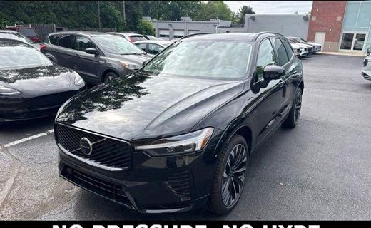 2026 Volvo XC60 Ultra Dark