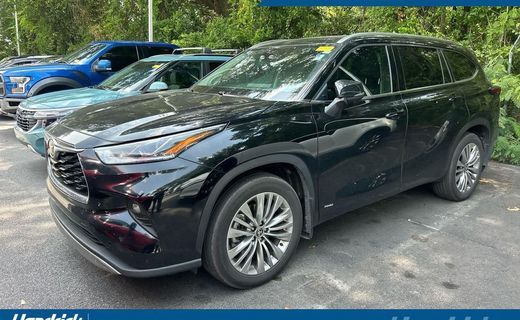 2025 Toyota Highlander Platinum