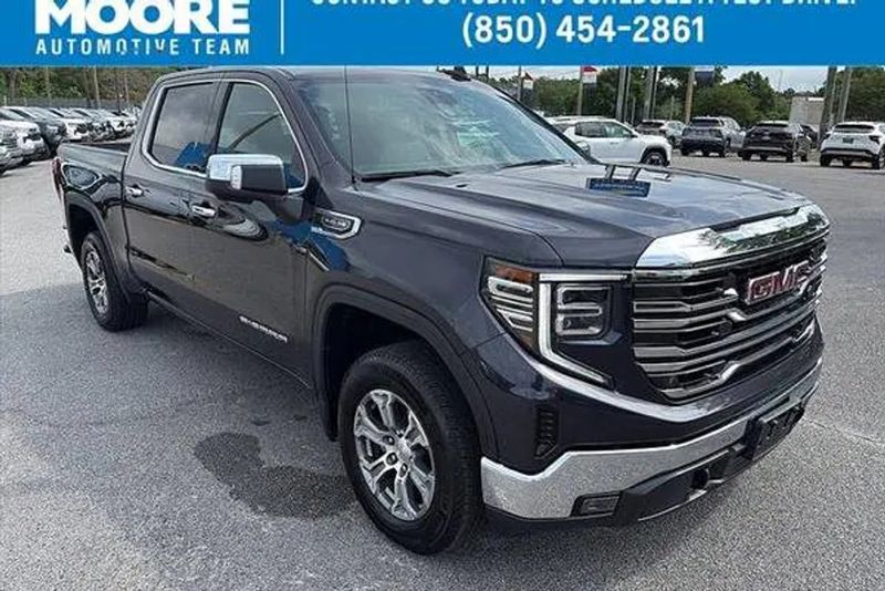2025 Gmc Sierra 1500 — a typically priced live listing