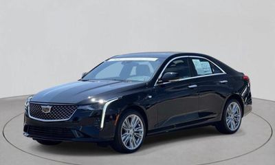 2023 Cadillac CT4 Premium Luxury