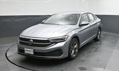 2024 Volkswagen Jetta SE AQ301 Trans