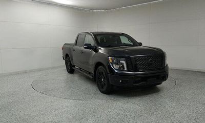 2019 Nissan Titan SV