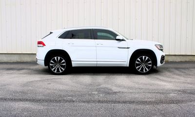 2021 Volkswagen Atlas Cross Sport SEL R Line