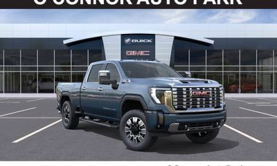 2026 GMC Sierra HD Denali