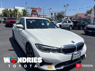 2022 BMW 330e