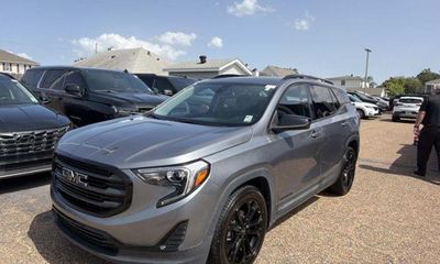 2021 GMC Terrain SLE