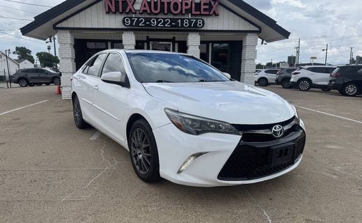 2016 Toyota Camry XSE
