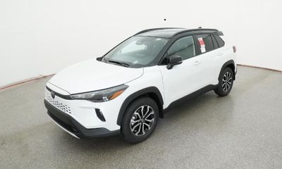 2026 Toyota Corolla Cross S SE XSE