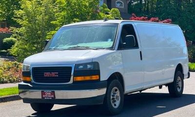 2020 GMC Savana EXT