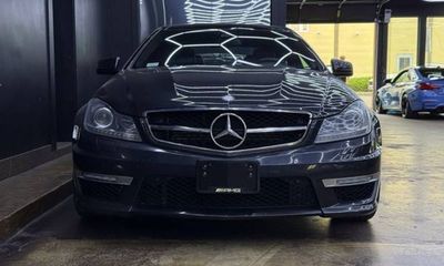 2013 Mercedes-Benz C-Class C63 AMG